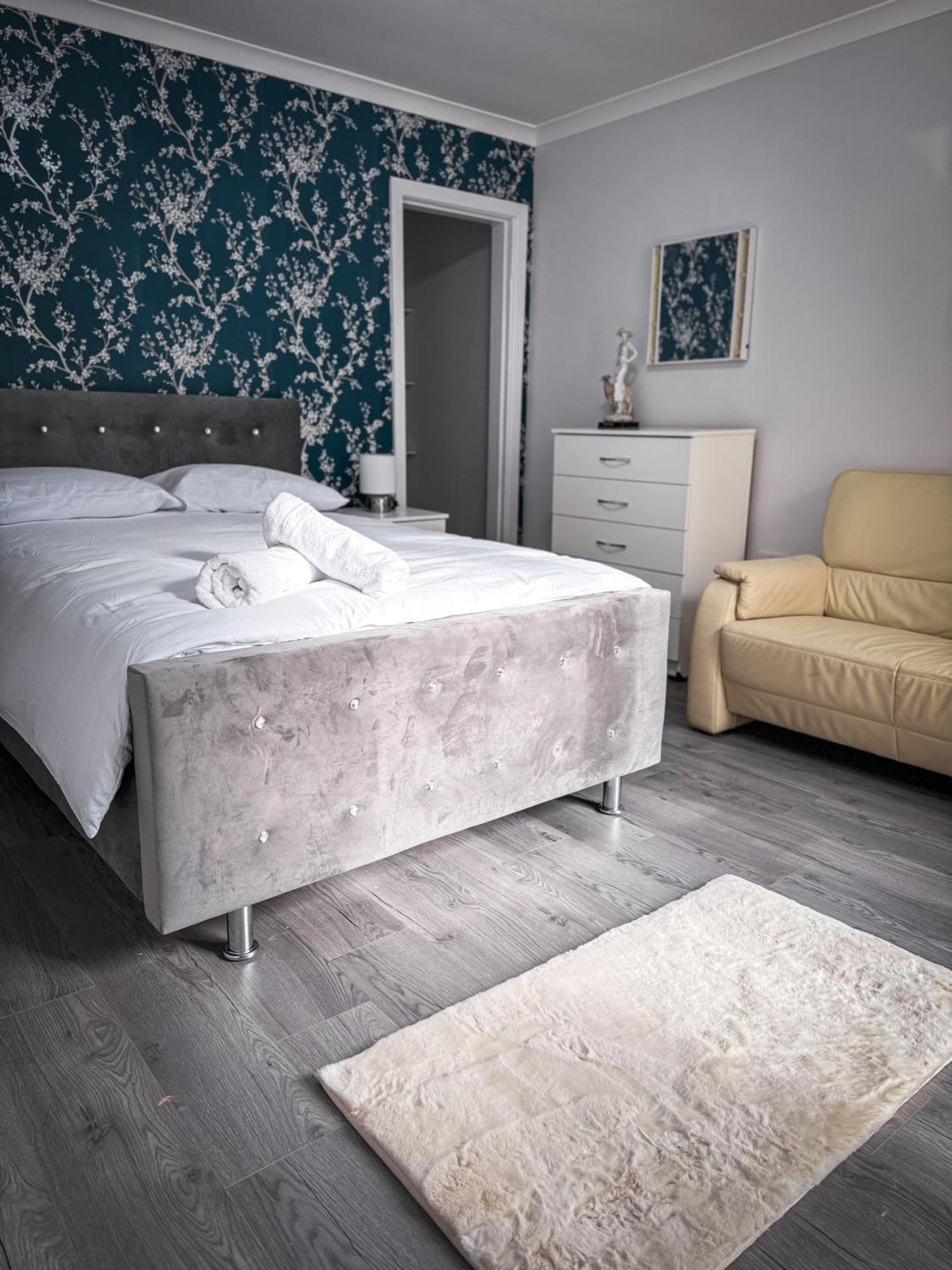 Blue Moon Apartment เบอร์มิงแฮม ภายนอก รูปภาพ