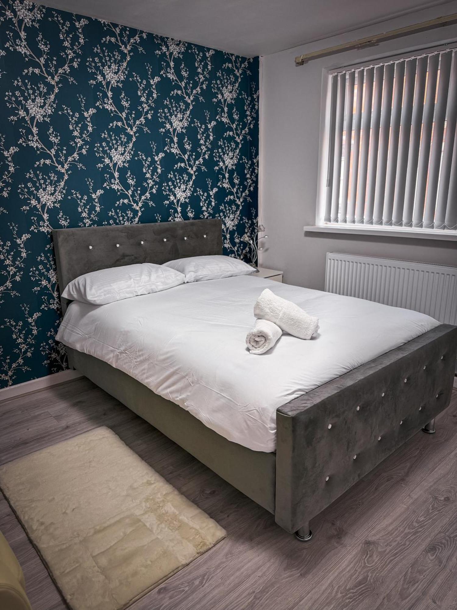 Blue Moon Apartment เบอร์มิงแฮม ภายนอก รูปภาพ