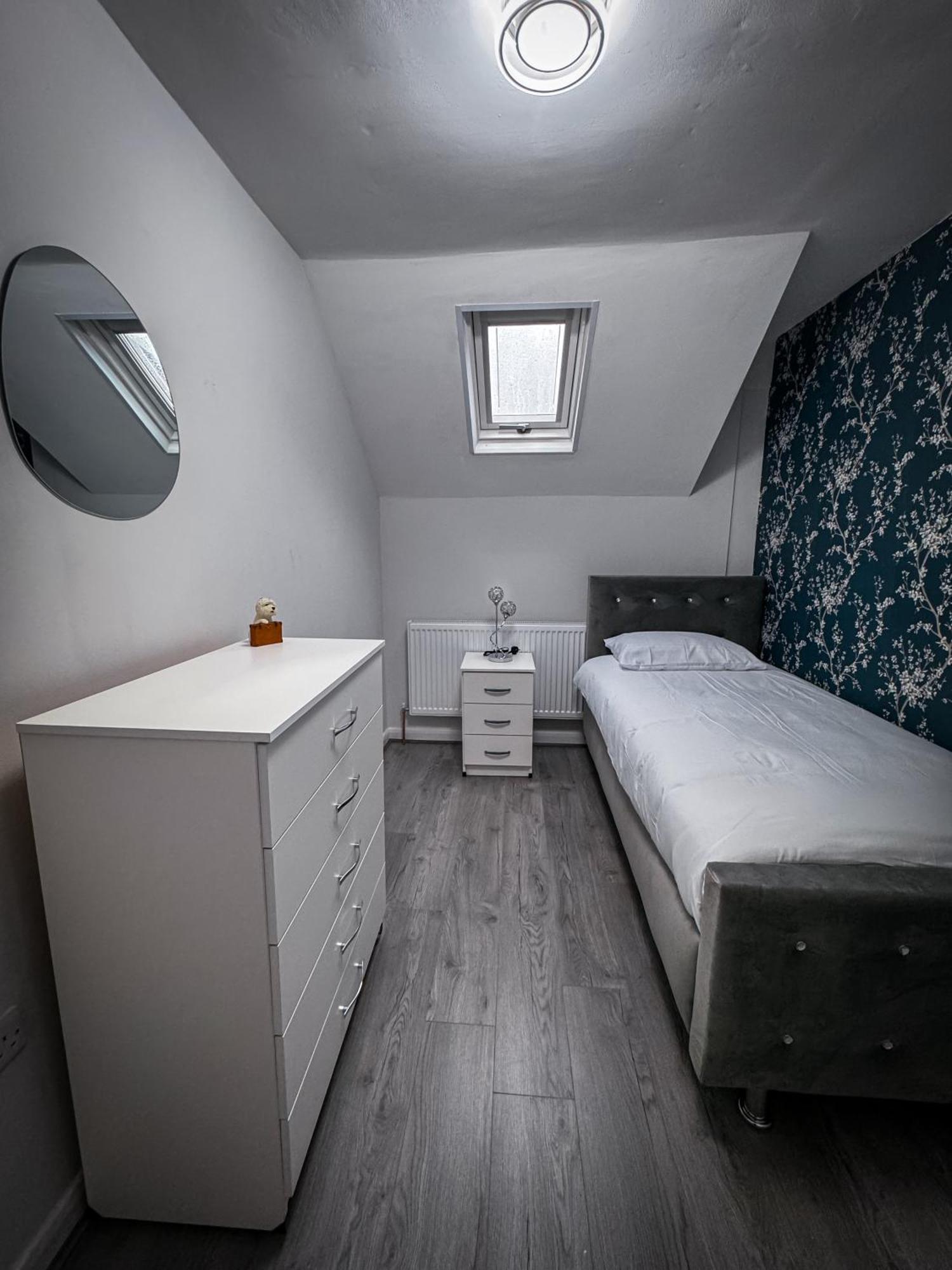 Blue Moon Apartment เบอร์มิงแฮม ภายนอก รูปภาพ