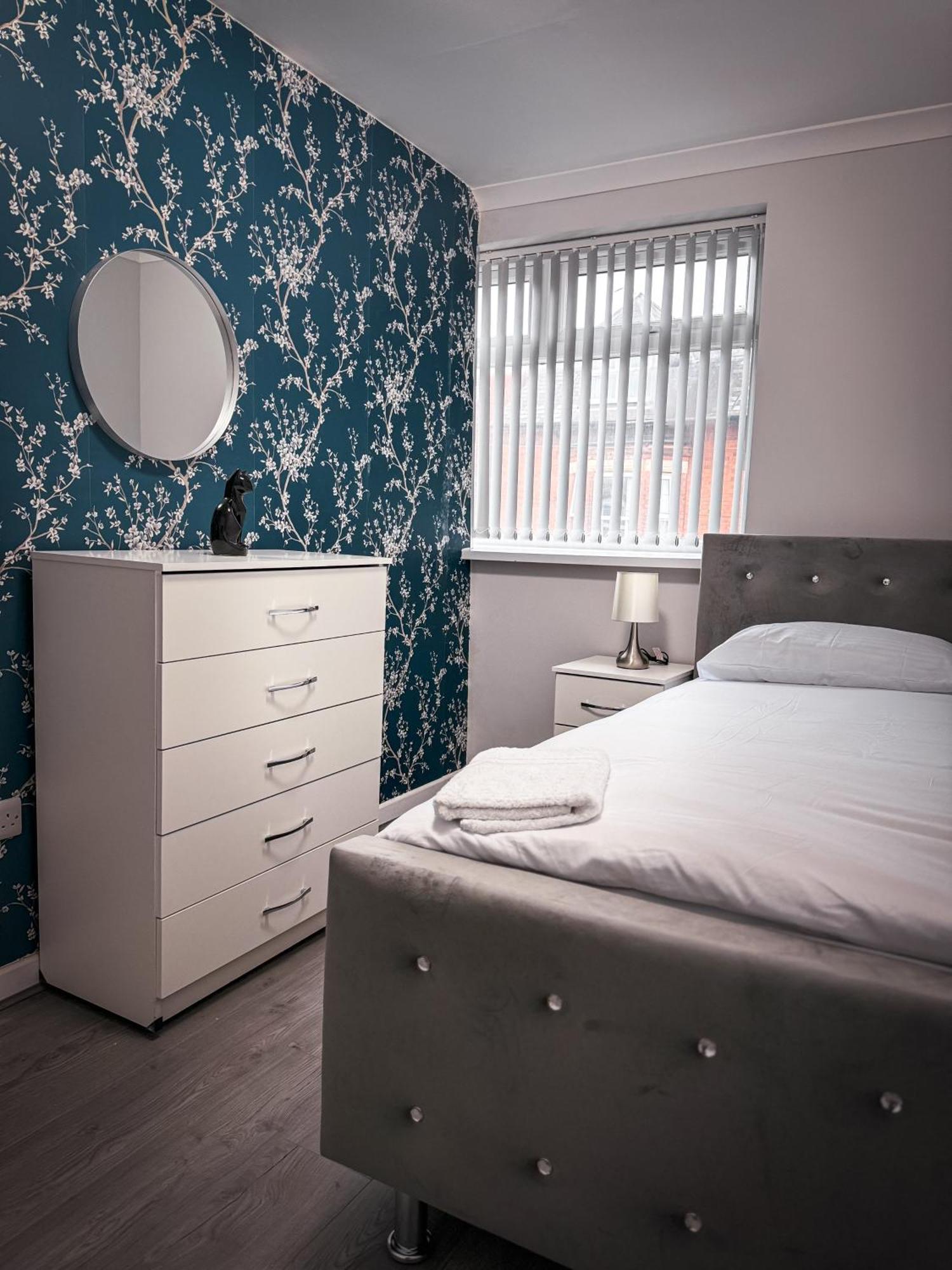 Blue Moon Apartment เบอร์มิงแฮม ภายนอก รูปภาพ