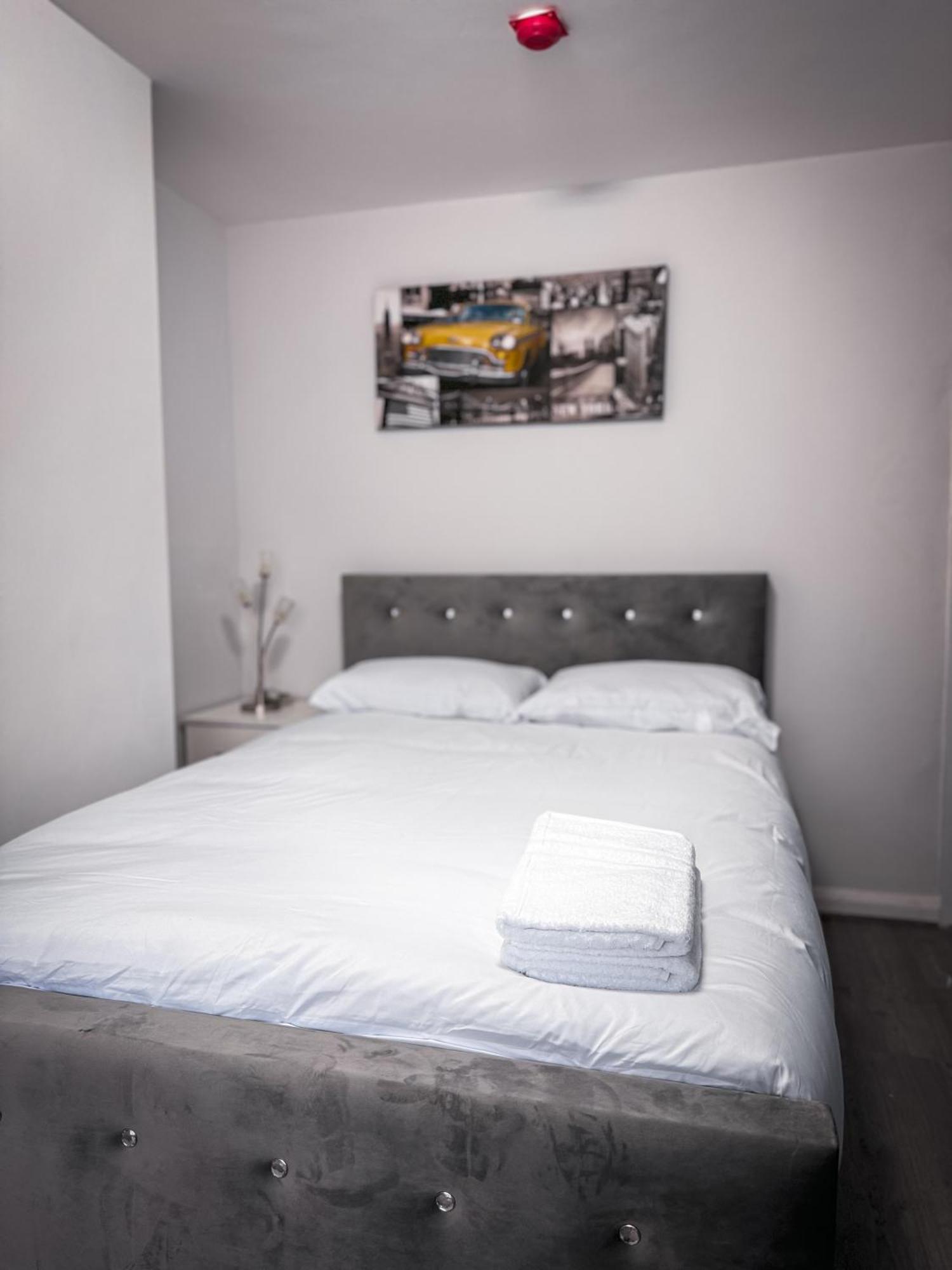 Blue Moon Apartment เบอร์มิงแฮม ภายนอก รูปภาพ