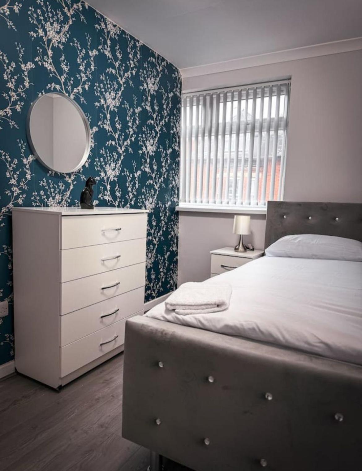 Blue Moon Apartment เบอร์มิงแฮม ภายนอก รูปภาพ