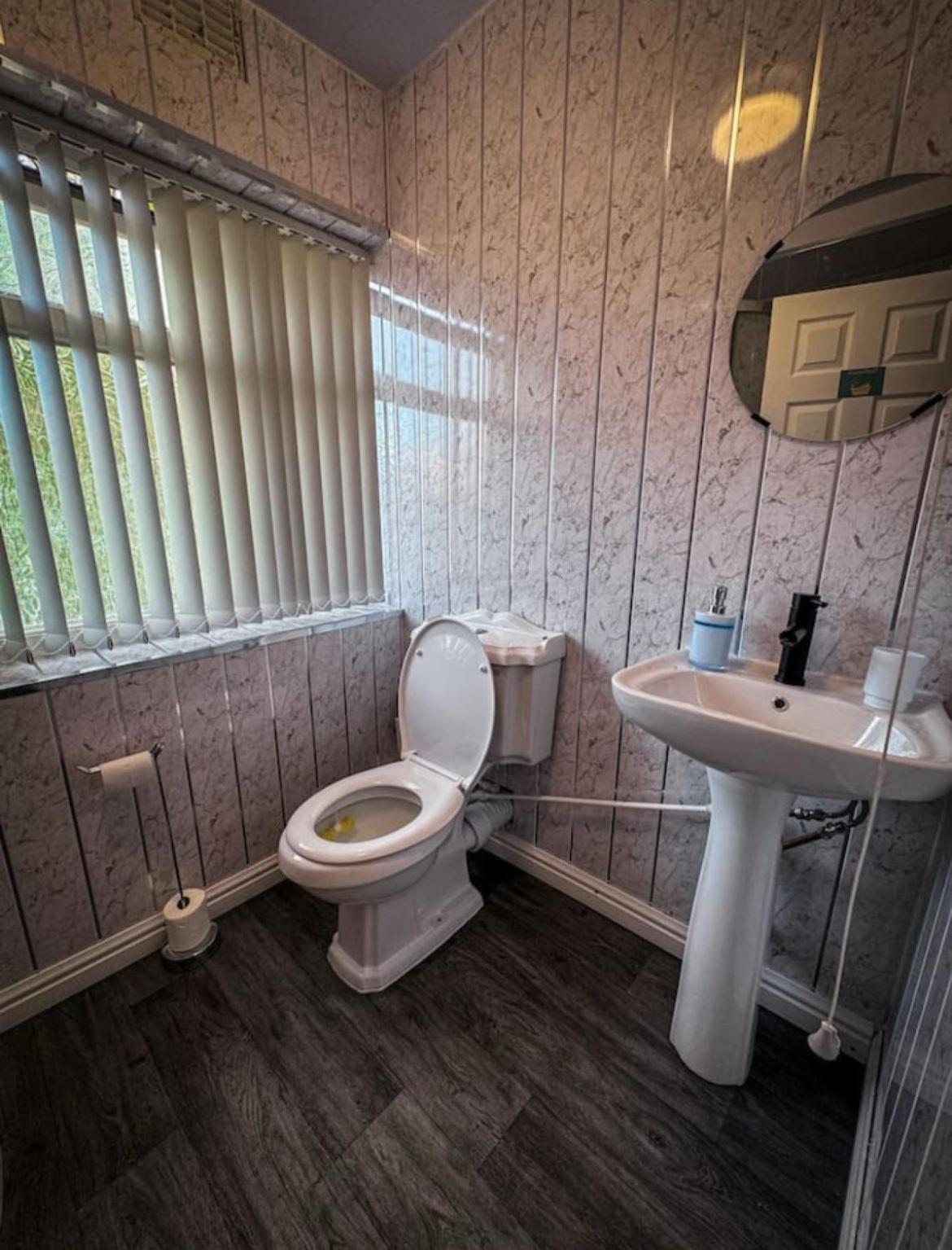Blue Moon Apartment เบอร์มิงแฮม ภายนอก รูปภาพ